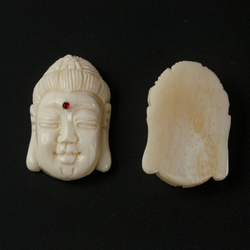 Finely Carved bone Buddah head bead w/bindi. 28x19x10 Pkg 1. b3-bo201