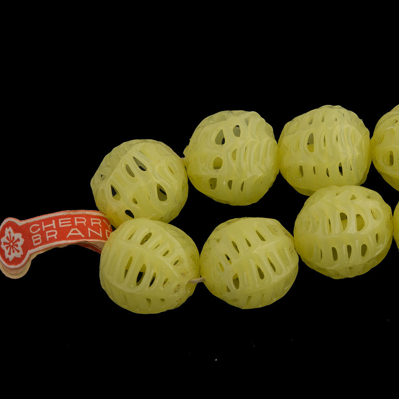 Vintage Japanese Spiderweb Lace Lampwork Glass Rounds. Opaque Pale Yellow. Cherry Brand. 17mm. Package of 1. 