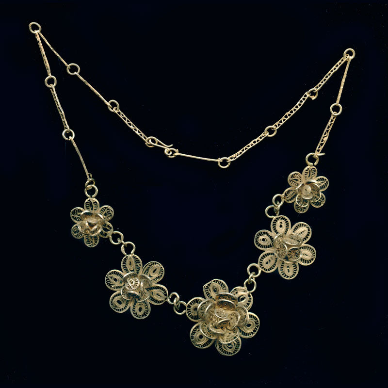Vintage silver vermeil filigree flower link necklace. j-nlvs741