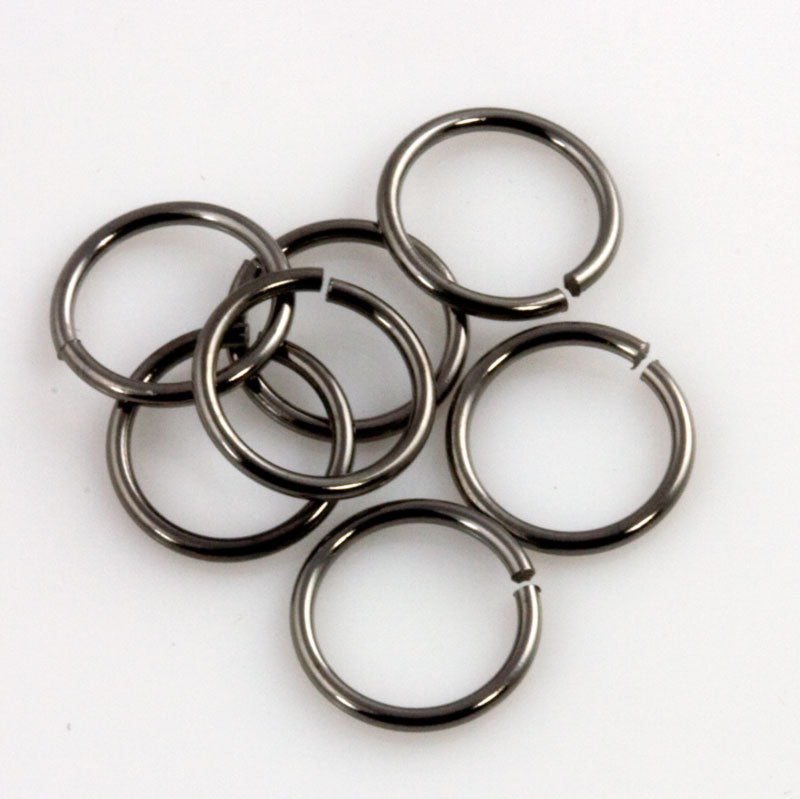 Gunmetal finish jump rings, 10mm. Package of 25