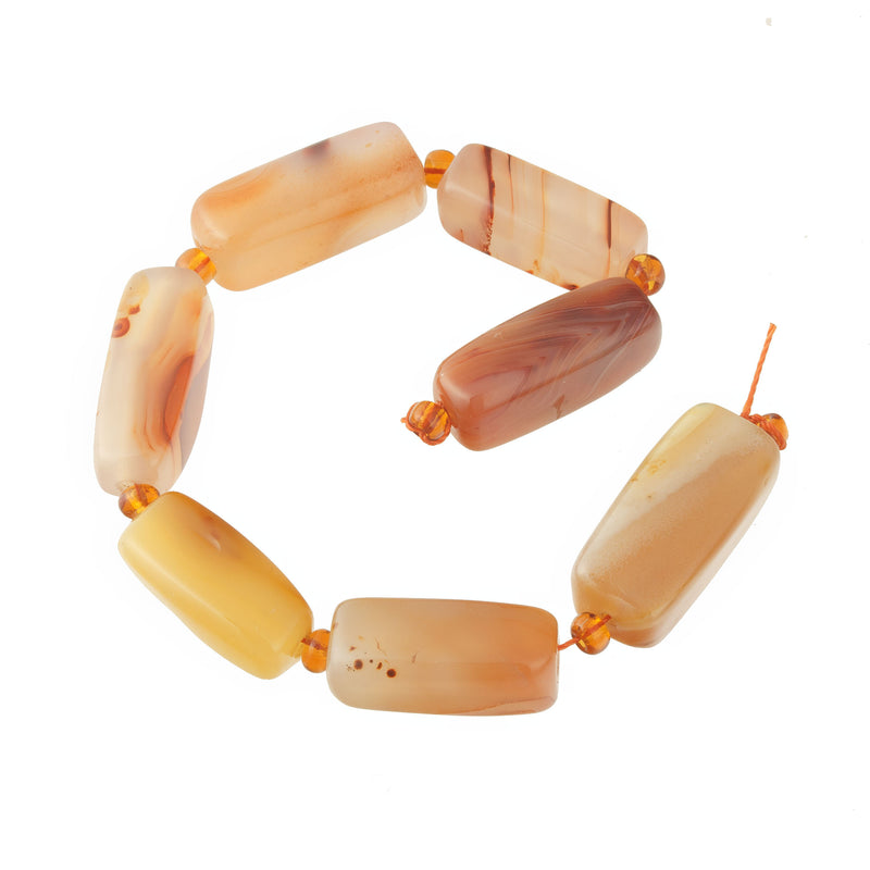 Old agate and carnelian beads, rectangular, orange to white. One Str. 7 beads. B4-aga287