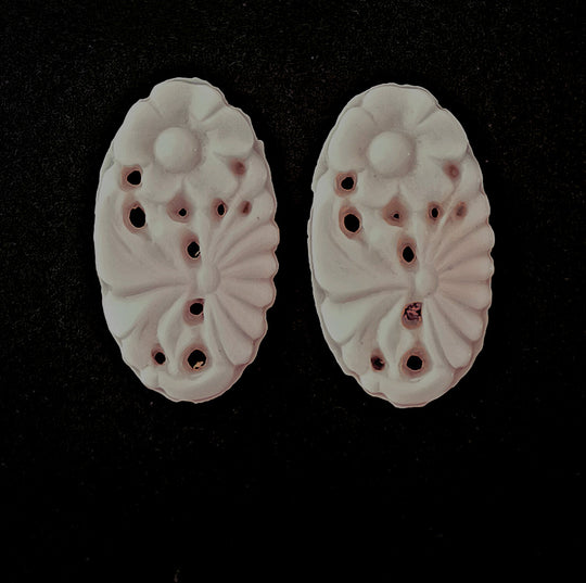 Pierced Floral Cabochon or pendant, oval, pink, molded glass. 1920s. Gablonz. Pkg 2. b5-569