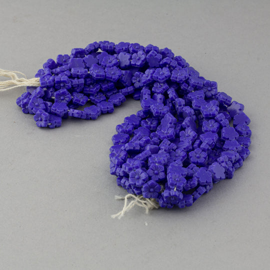 Vintage Bohemian opaque flat back glass flower nailhead flower beads.7x3mm. Hank of 260 beads. b11-bl-1059