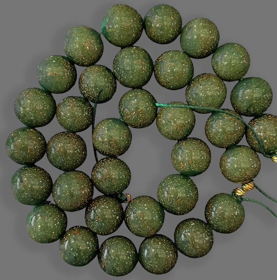 Green and aventurina lampwork glass beads from Murano. 12-13mm.  8 "strand of 17 pc. b11-gr-2084