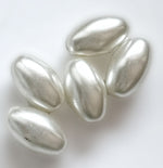 Large Creamy White, Oat-Shaped Glass Pearl, Japanese. 18x11mm, Pkg 4. b11-pr-0132