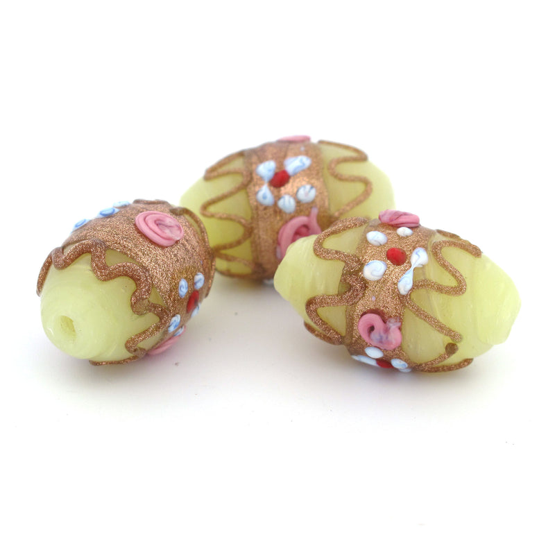 Light Yellow Fiorato Wedding Cake Beads, oval. 23x15mm. 1950s. 1 pc. b1-2089