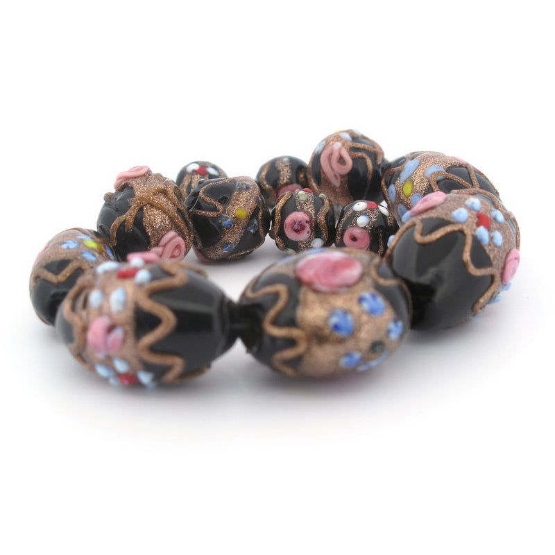 Vintage Venetian Fiorato Wedding Cake beads, 1950s. 12 beads, 1 Str. b1-3002