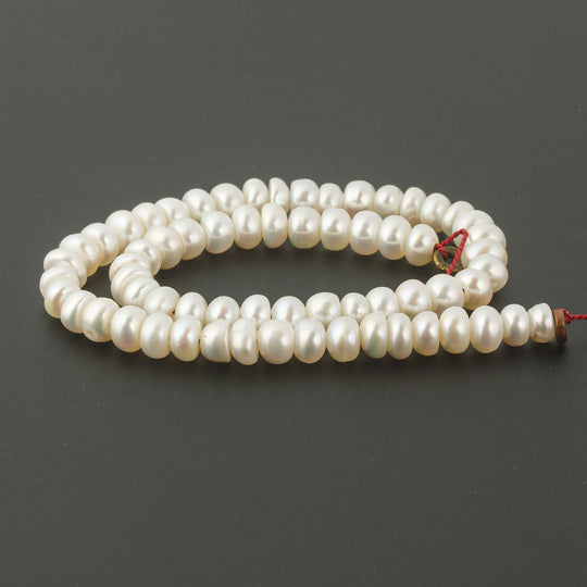 "A" quality freshwater pearls, 4.5-5mm nesting. Sold loose. Vintage 1990s. b15-prl152