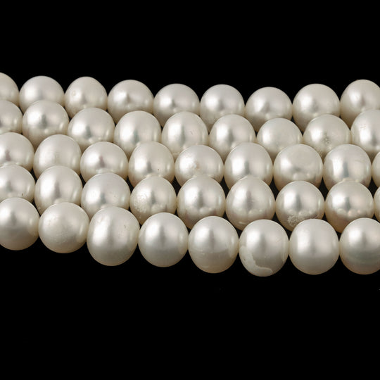 Freshwater near round - slightly oval white pearls, 8-9mm, Vintage 1990s. b15-PRL154