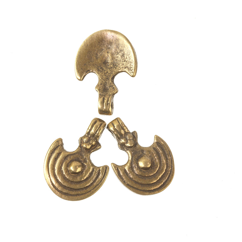 Cast brass axe pendant. 16 x 20 x 4mm.  Pkg of 2.  b18-0185