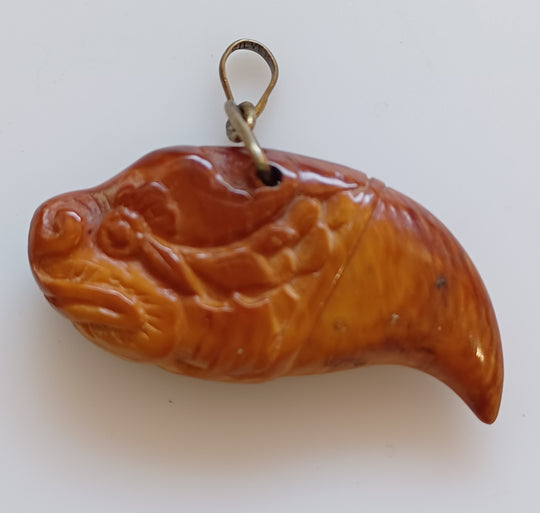 Vintage hand-carved tea-stained ox bone fish pendant, 42x20mm. China. 1970s. b3-bo209