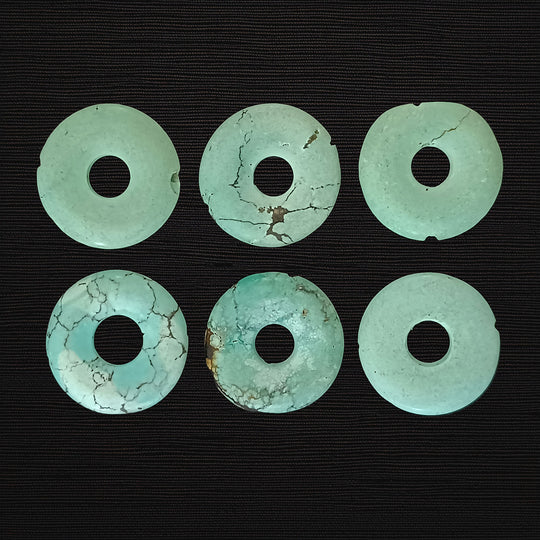 6 vintage natural Hubei Turquoise donut pi beads. 19-19.5mm. 10 gr.  b4-tur510