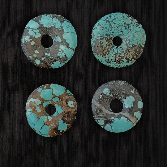 4 vintage natural Hubei Turquoise donut pi beads. 19mm. 14.5gr.  b4-tur511
