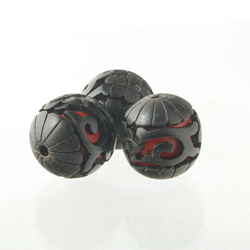 Rare vintage Chinese deep carved black and red cinnabar genuine lacquer bead 15mm. b7-cin237