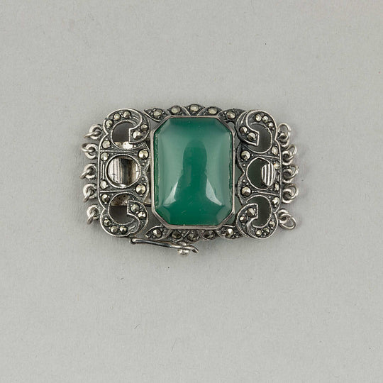 Vintage sterling silver Art Deco style marcacite and green stone 5 strand clasp.  B8-382sbk