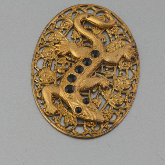 Deco Gecko black glass stone stamped filigree pendant.  56x39mm.  b9-0923pd-4
