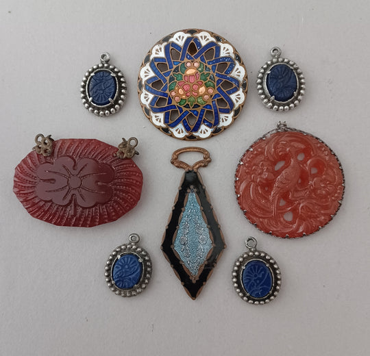 Art Deco vintage pressed glass & enamel pendant mix 1920s-1930s.  b9-mx26
