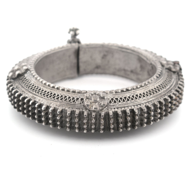 Antique Hinged Bangle Bracelet, Rajasthan, India, sterling silver. j-brvs987