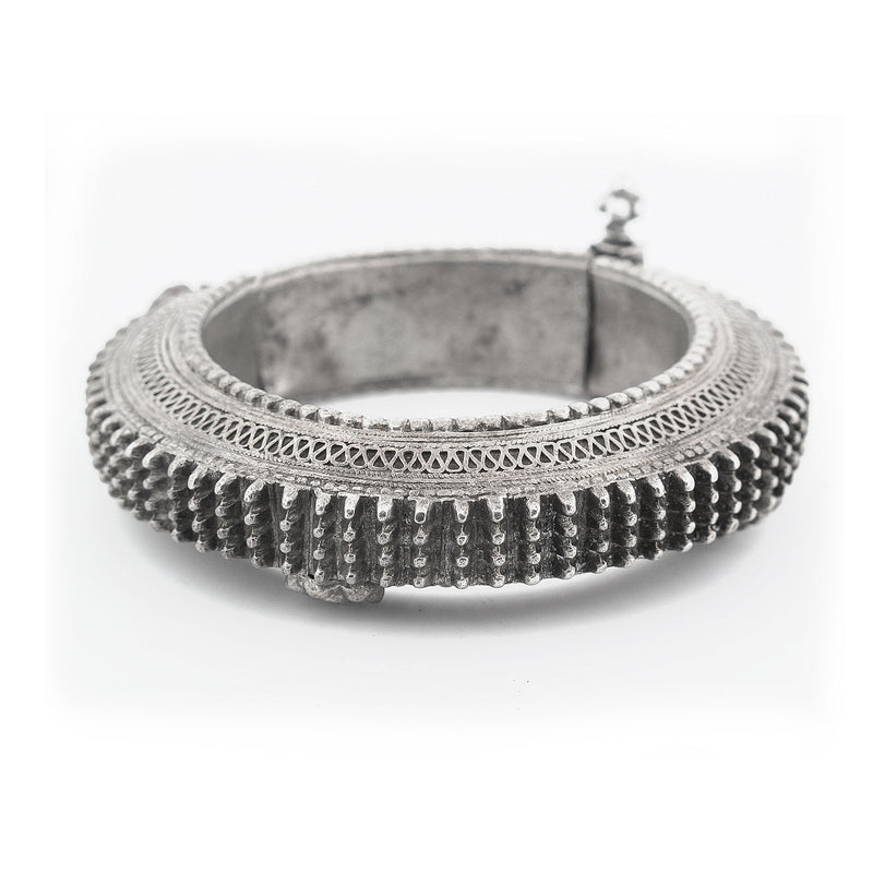 Antique Hinged Bangle Bracelet, Rajasthan, India, sterling silver. j-brvs987