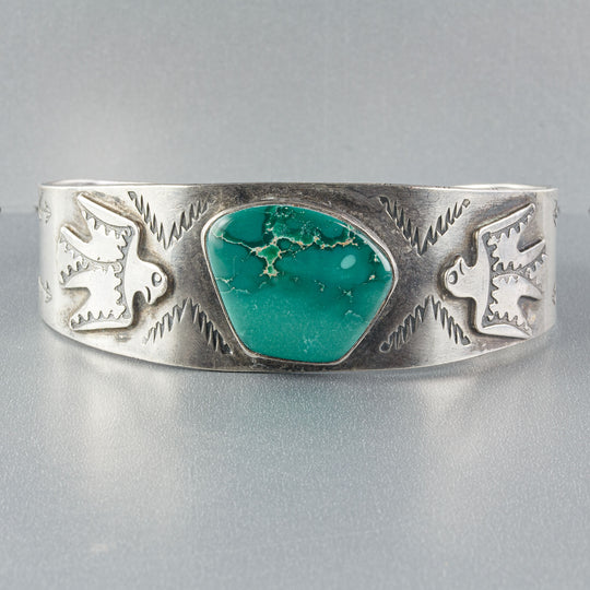 Vintage Navajo Fred Harvey style sterling silver and turquoise cuff bracelet c.1930s-40s. brvs992cs