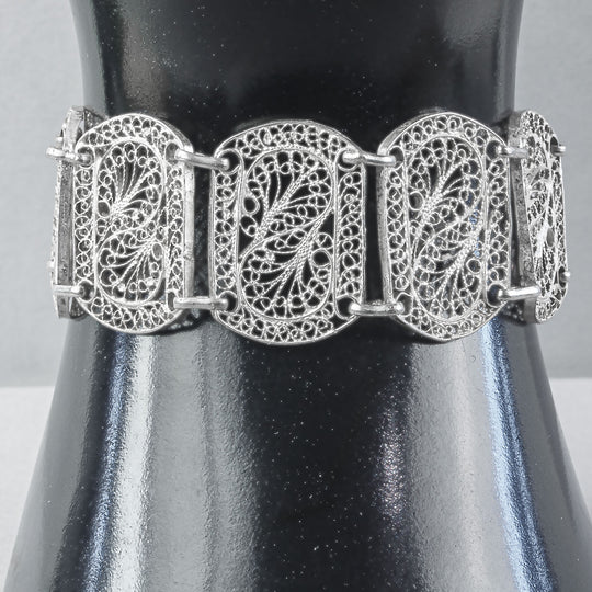 Vintage hand made sterling silver fine filigree panel bracelet.  brvs996