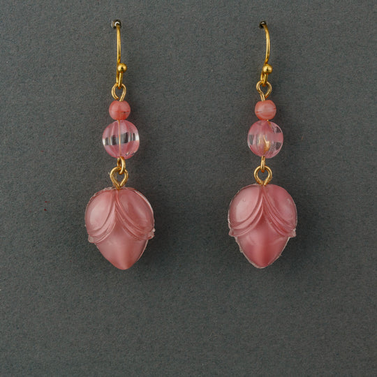 Vintage pink satin givre glass rosebud bead earrings.  j-erbg907