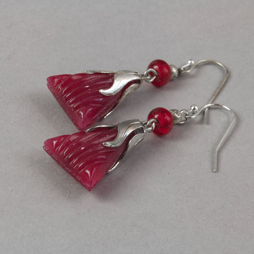 Art Deco Bohemian fuscia glass triangle earrings.  j-erbg910