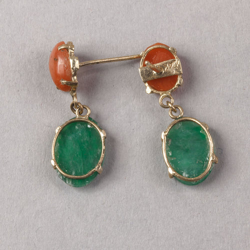 Vintage earrings of green jadeite & Mediterranean salmon red coral 14k gold post earrings.   erja921