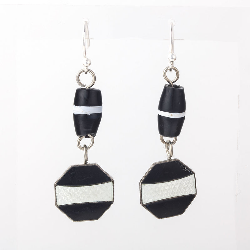 Art Deco Black & White Guilloche Enamel Earrings, & old Venetian glass beads.  j-ervn982