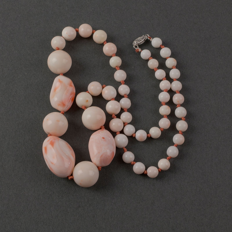 Natural Momo & Coral necklace, light blush swirled with dark coral color. 14K white gold clasp. j-nlfn122