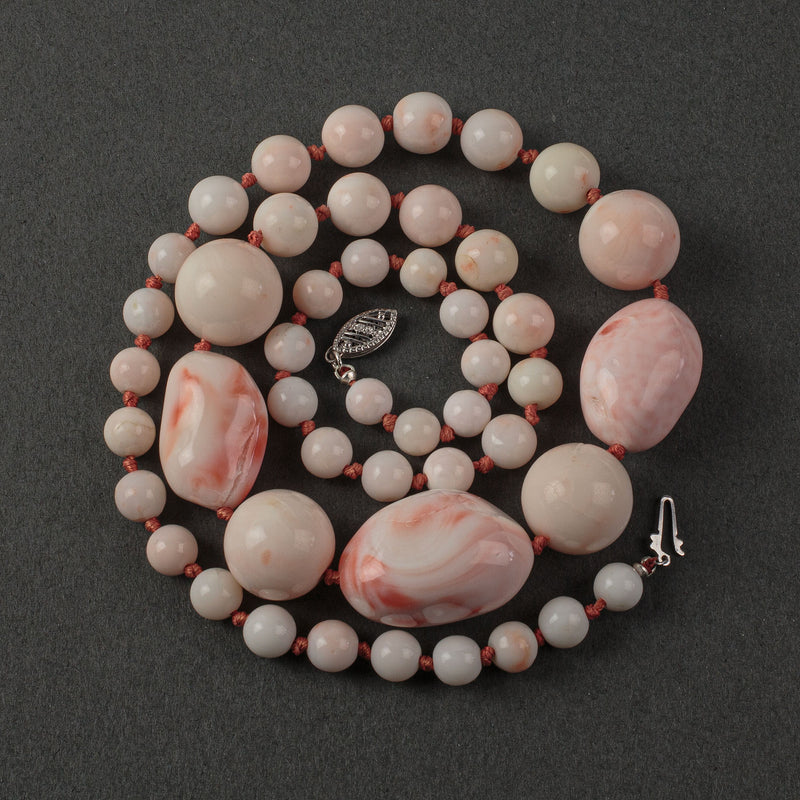 Natural Momo & Coral necklace, light blush swirled with dark coral color. 14K white gold clasp. j-nlfn122