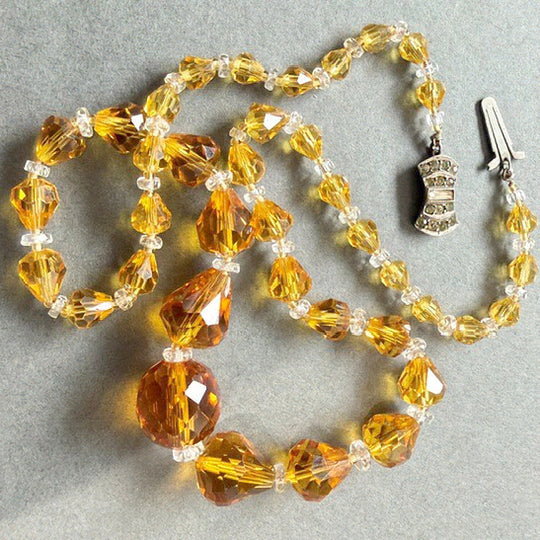 Art Deco era faceted amber glass necklace, Czechoslovakia . j-nlbad1002