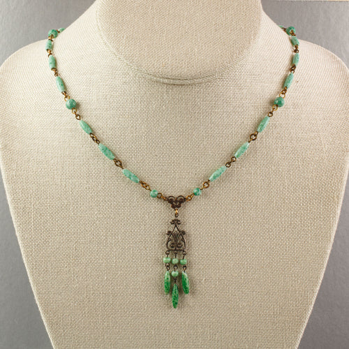 Art Deco Green Bohemian Glass Lavaliere Necklace.  1920s, Czechoslovakia. j-nlad997