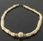 Cream colored Necklace, carved and smooth celluloid beads.1930s-40s j-nlbd2196