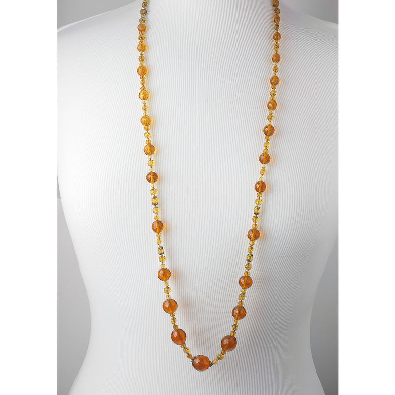 1920s Bohemian honey glass bead necklace. 40 inches . j-nlbg2205