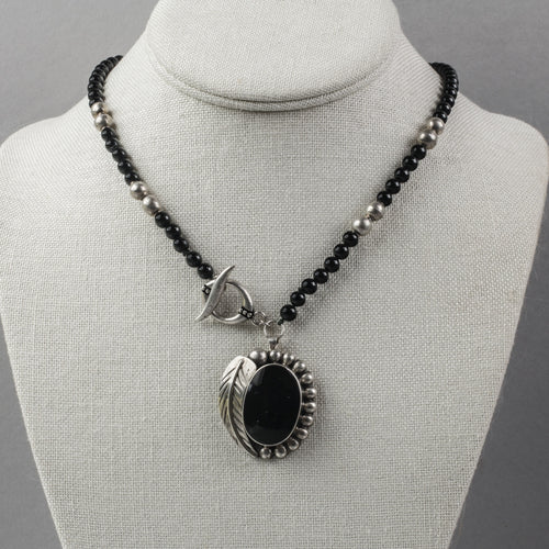 Vintage Mexican silver and black onyx pendant necklace. nlvs753