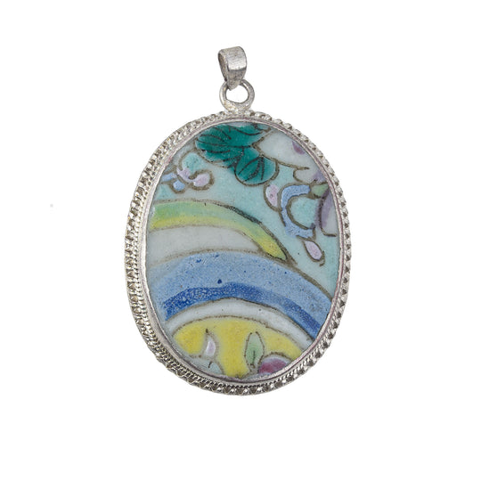 Antique Chinese porcelain shard pendant genuine Qing Dynasty. pdor432-4