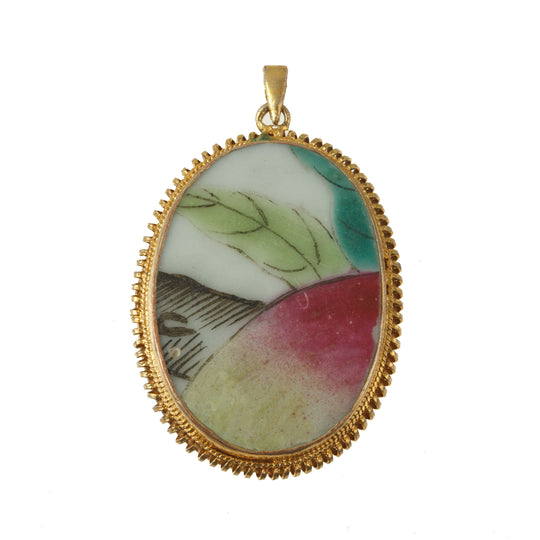 Antique Chinese porcelain shard pendant Qing Dynasty. pdor432-6