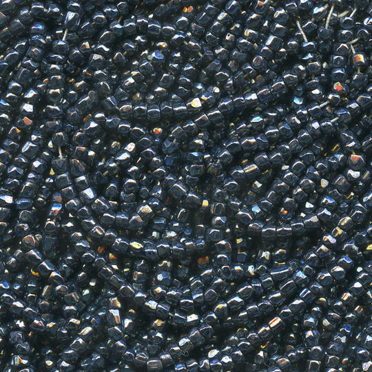 b17-112-Rare Italian tri cut glass bead, size 10°, 8 gram hank