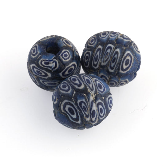 Ancient Jatim Glass Eye Bead reproduction.15mm. Indonesia. Pkg 1. b1-927