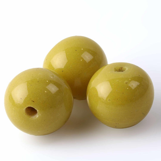 Vintage Chinese wound glass 30mm round bead in opaque yellow. 30mm B11-yo-1026