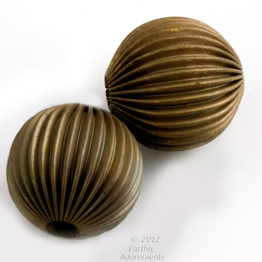 Vintage brass melon bead. 16mm. Pkg of 2. b18-0171-4(e)