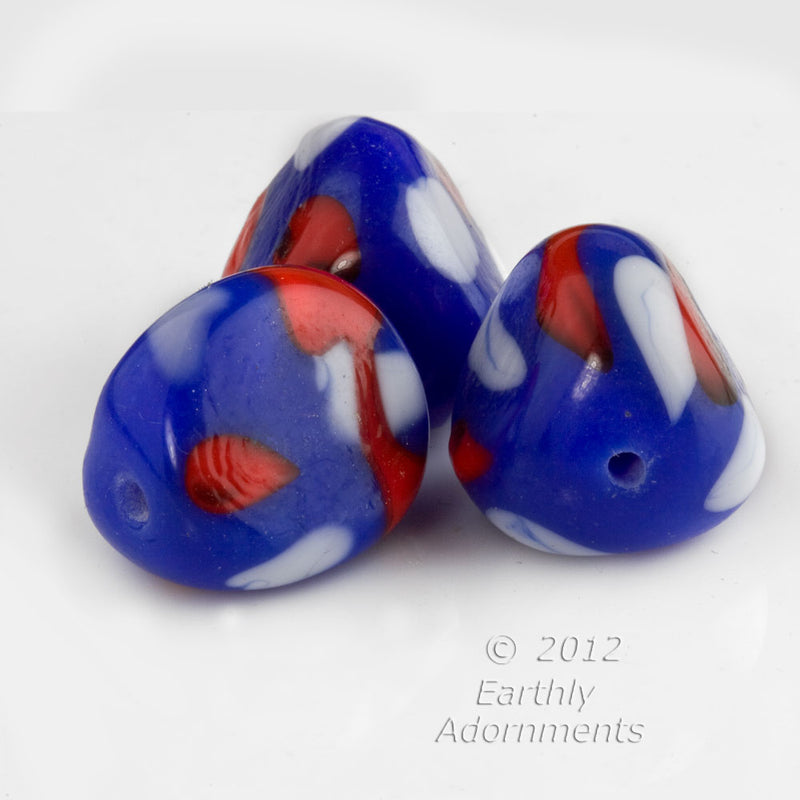 Vintage Cherry brand blue, white and red triangular nuggets. 17mm. Pkg. of 4.