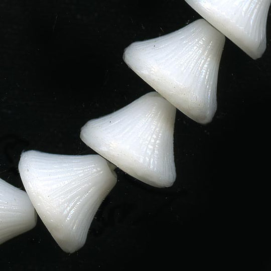 Vintage Czech molded glass cone beads, 8x10mm package of 10. b11-bw-0864(e)