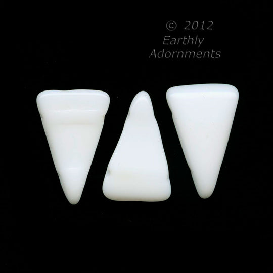 White Triangle Glass 2-Hole Beads. 22x14mm. Pkg 10. B11-bw-2054