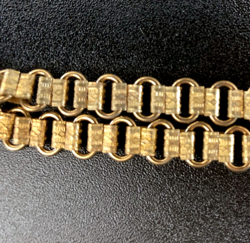 Vintage style embossed solid brass book chain per foot. b12-chn578