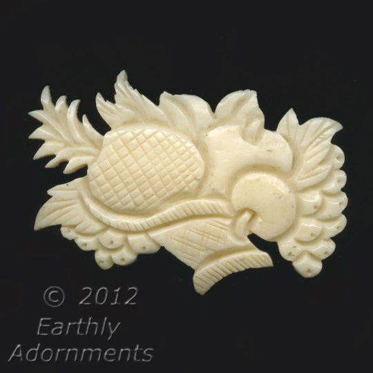 Old hand carved bone pendant. Cornucopia Design. 30 x 52 x 6 mm. No hole. B3-bo167