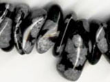 Snowflake Obsidian chips, such a pretty gemstone. 16" strand.