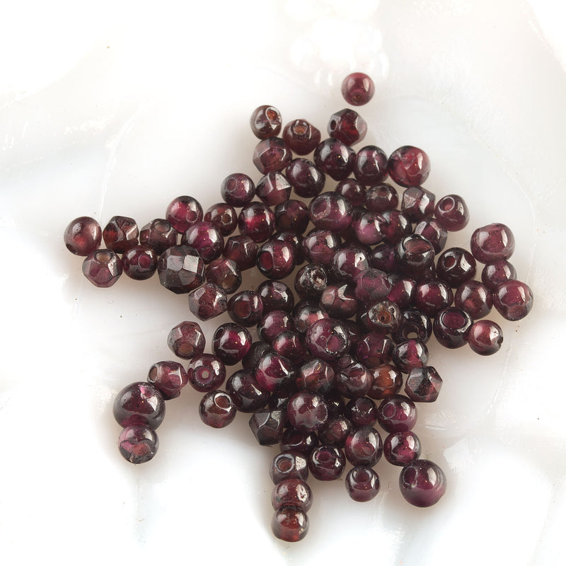 Vintage small Pyrope Garnet small bead mix. 11 gram bag. 100 pcs. 