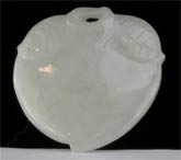 Vintage Jadeite Peach Carving. 3.5x2.8cm. Pkg of 1. b4-jad412
